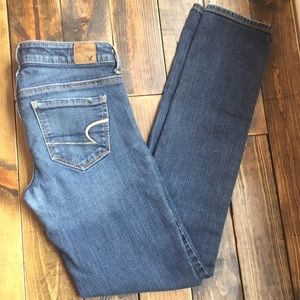 💕American Eagle stretch skinny jeans. Size 2 💕